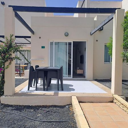 Homeforguest Apartamento Alisios 1 Con Piscina En Corralejo Exterior photo